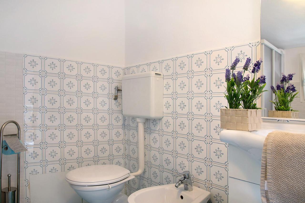 La Vecchia Torre Apartment Porto Valtravaglia Luaran gambar