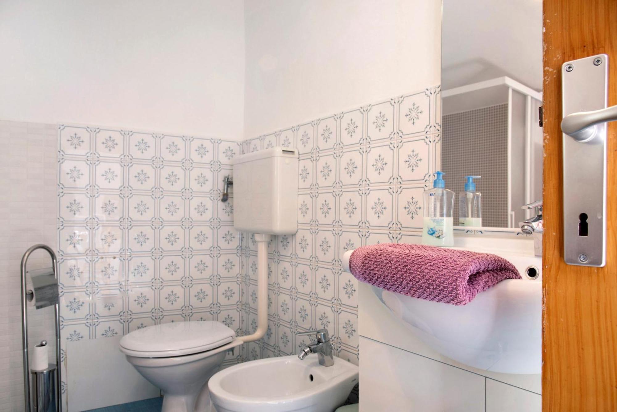 La Vecchia Torre Apartment Porto Valtravaglia Luaran gambar